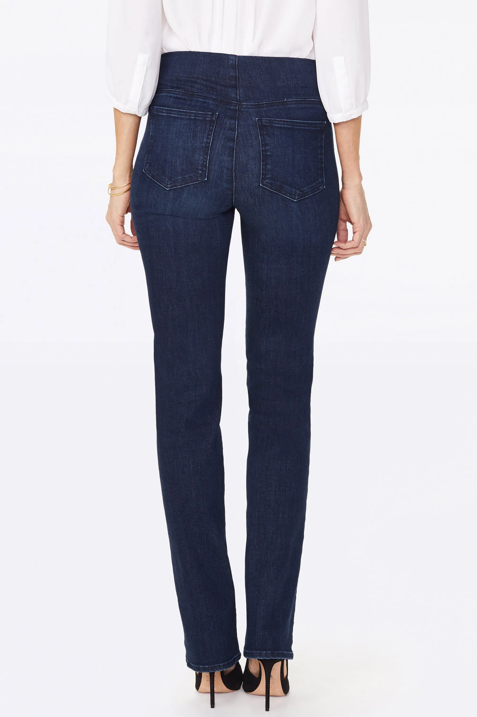 Marilyn Straight Pull-On Jeans - Clean Denslowe