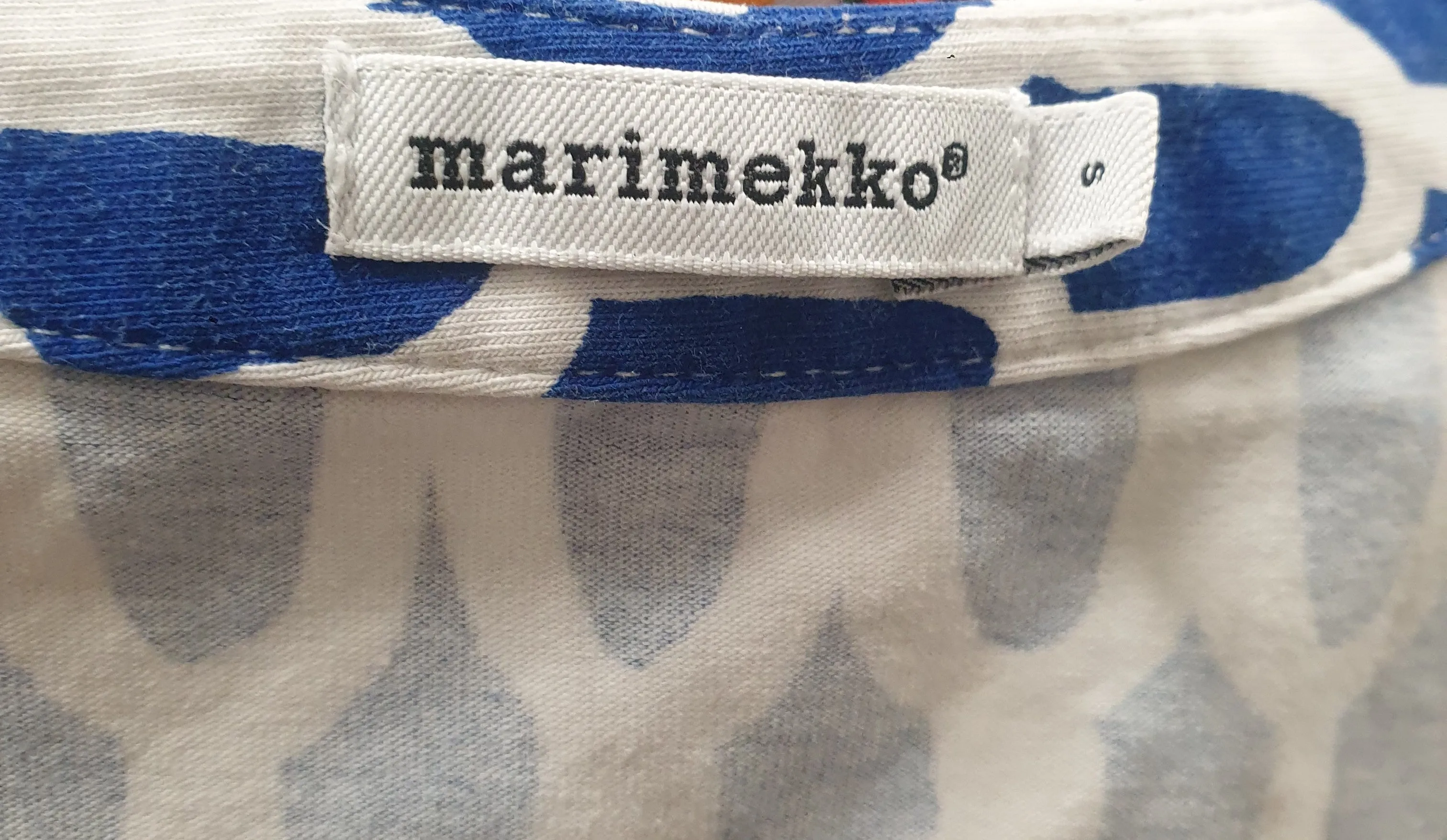 Marimekko blue and white print cap sleeve top size S