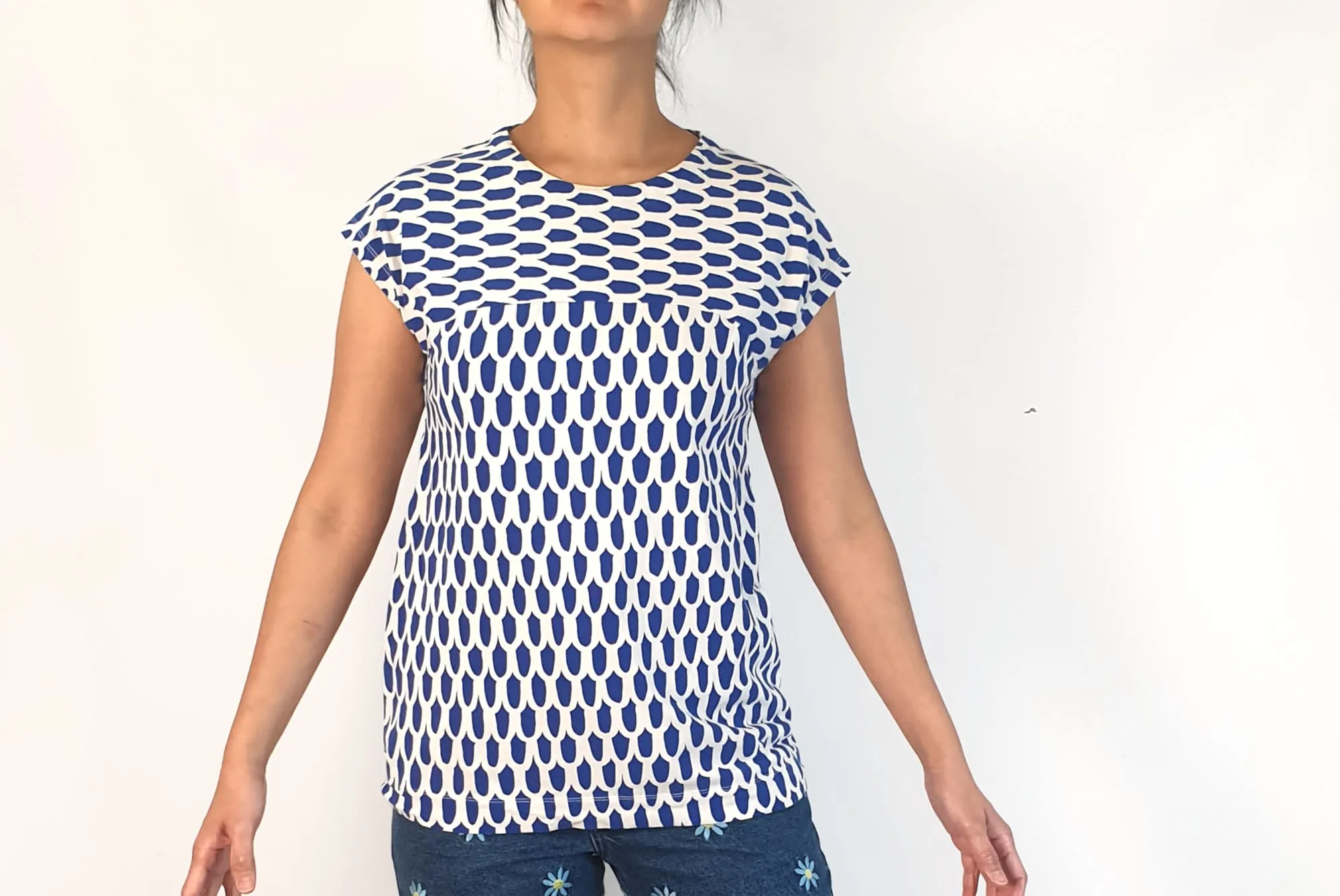 Marimekko blue and white print cap sleeve top size S