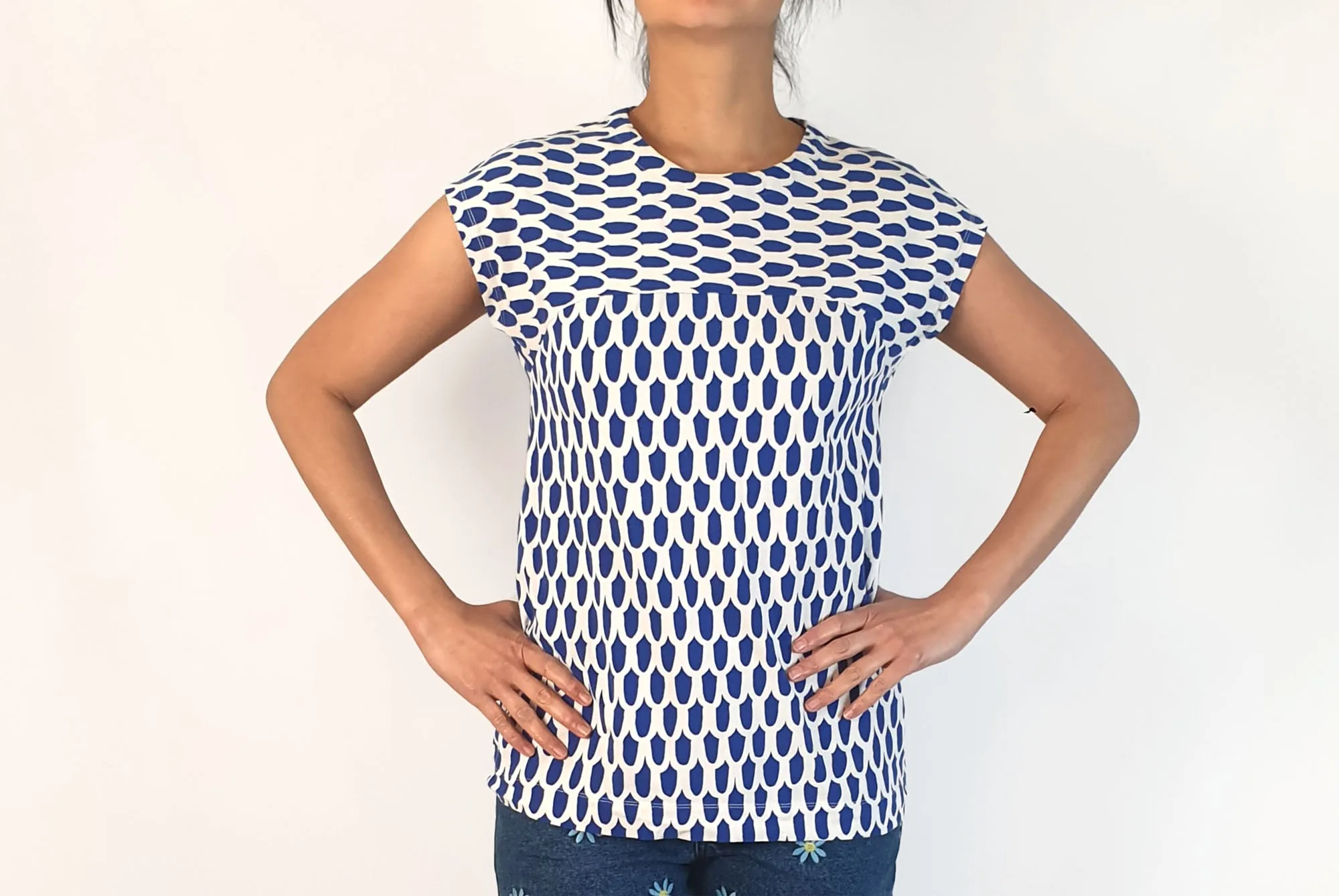 Marimekko blue and white print cap sleeve top size S