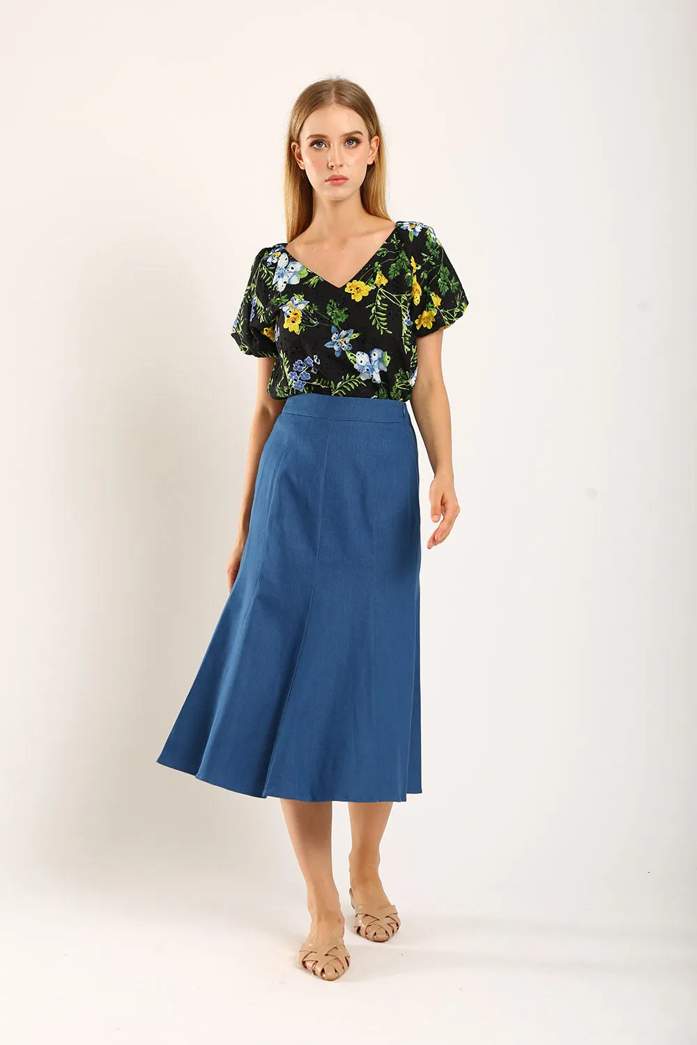 Merlyn Eyelet Top in Black Floral
