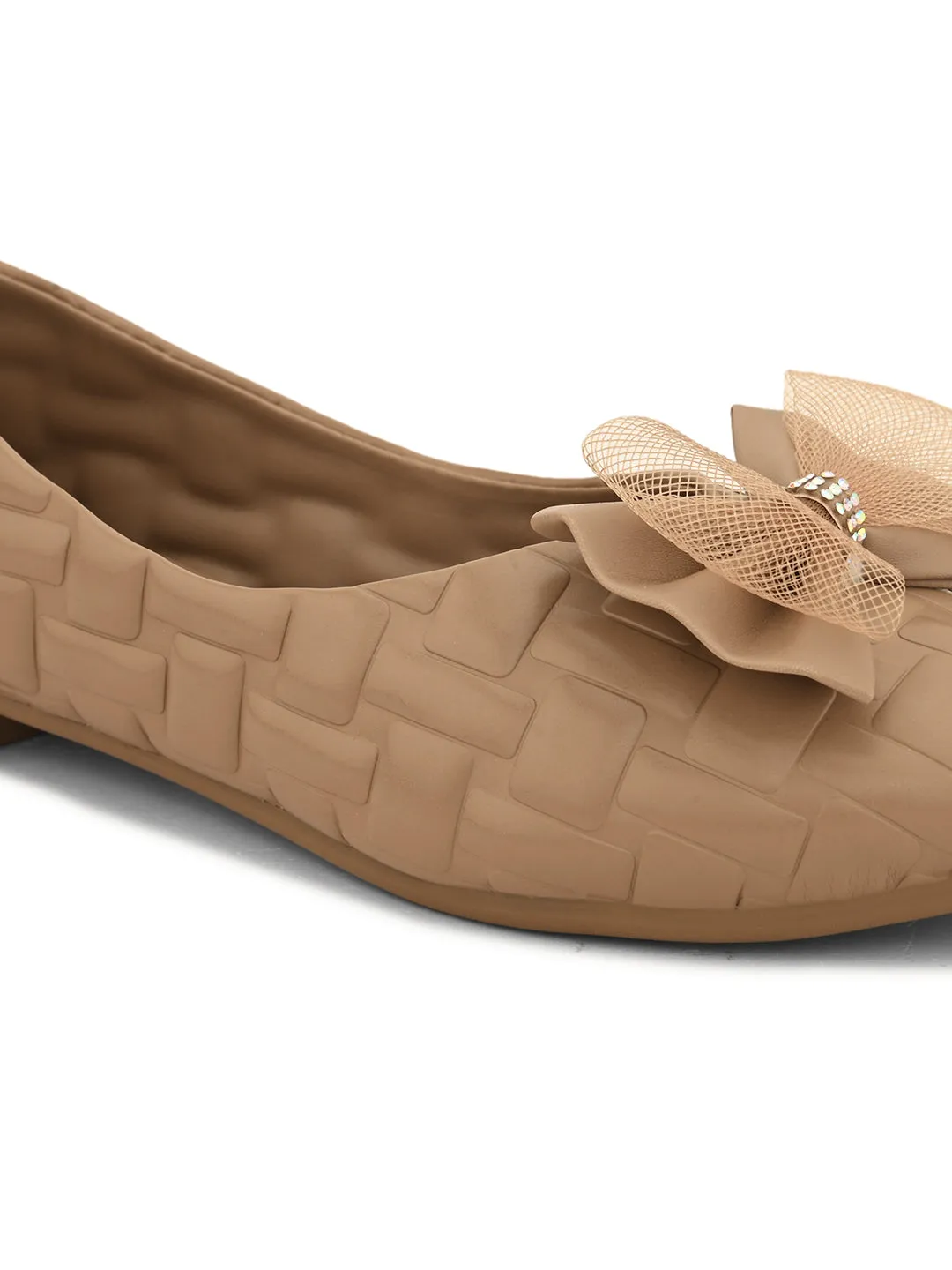 Mesh Bow with Elegant Design Textured Flats