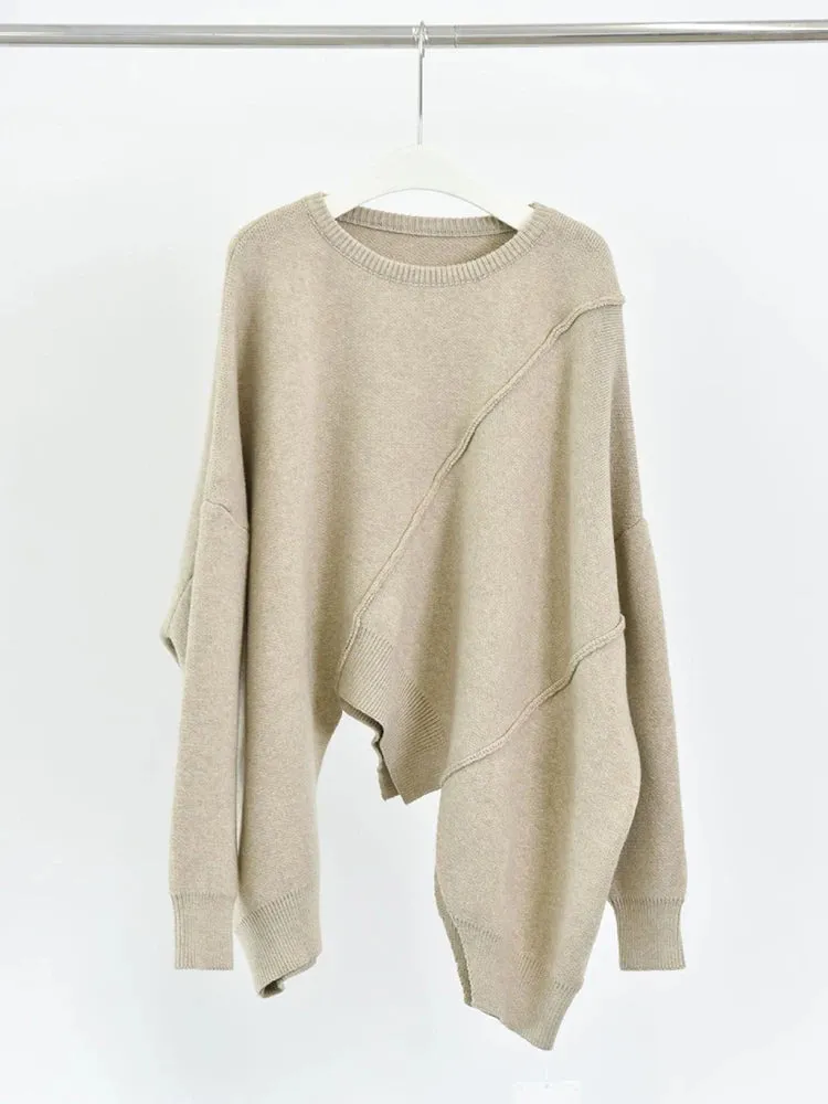 Minimalist Asymmetric Hem Pullover with Long Sleeves – Casual Cozy Fit