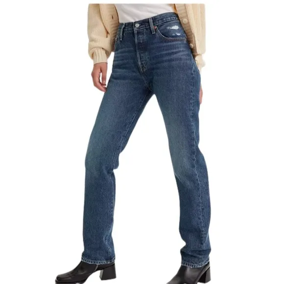 New Women’s 501 Levi’s Button Fly Jeans Size Waist 26” Length 30” MSRP $98
