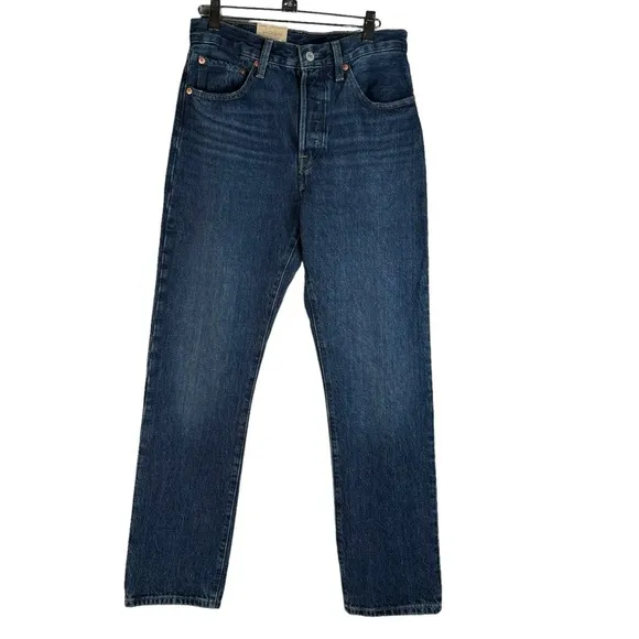 New Women’s 501 Levi’s Button Fly Jeans Size Waist 26” Length 30” MSRP $98