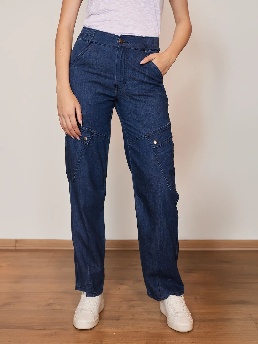 Nora Relaxed Straight Jean