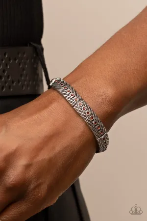 Paparazzi - Risk-Taking Twinkle - Brown Bracelet