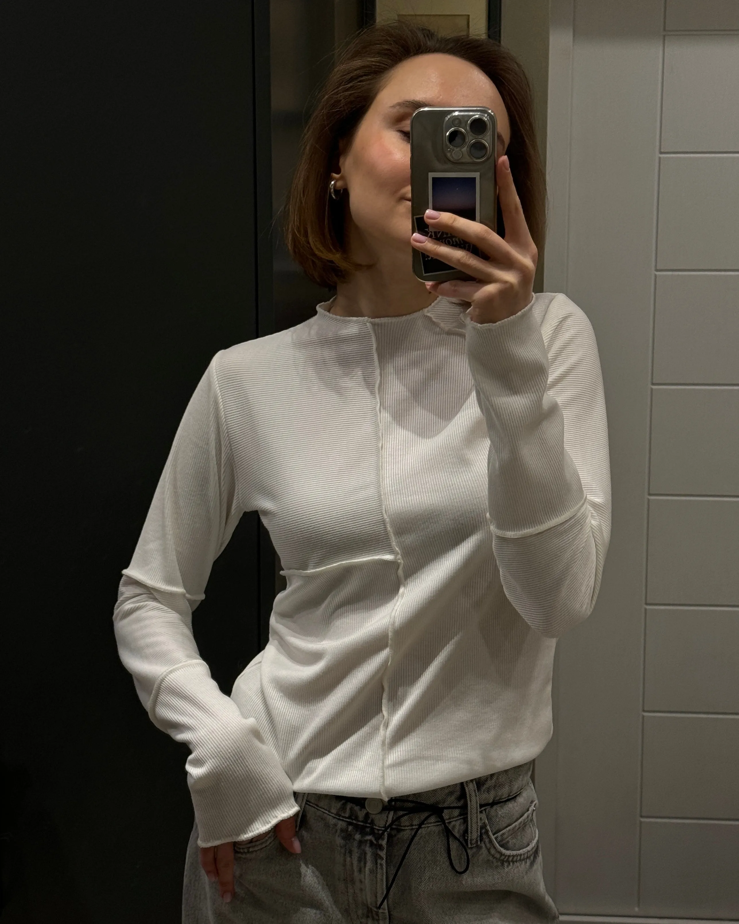 PERFECT LONGSLEEVE in White