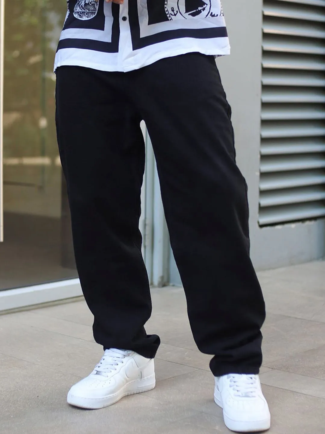 Powerlook Men Black Baggy Fit Clean Look Jeans