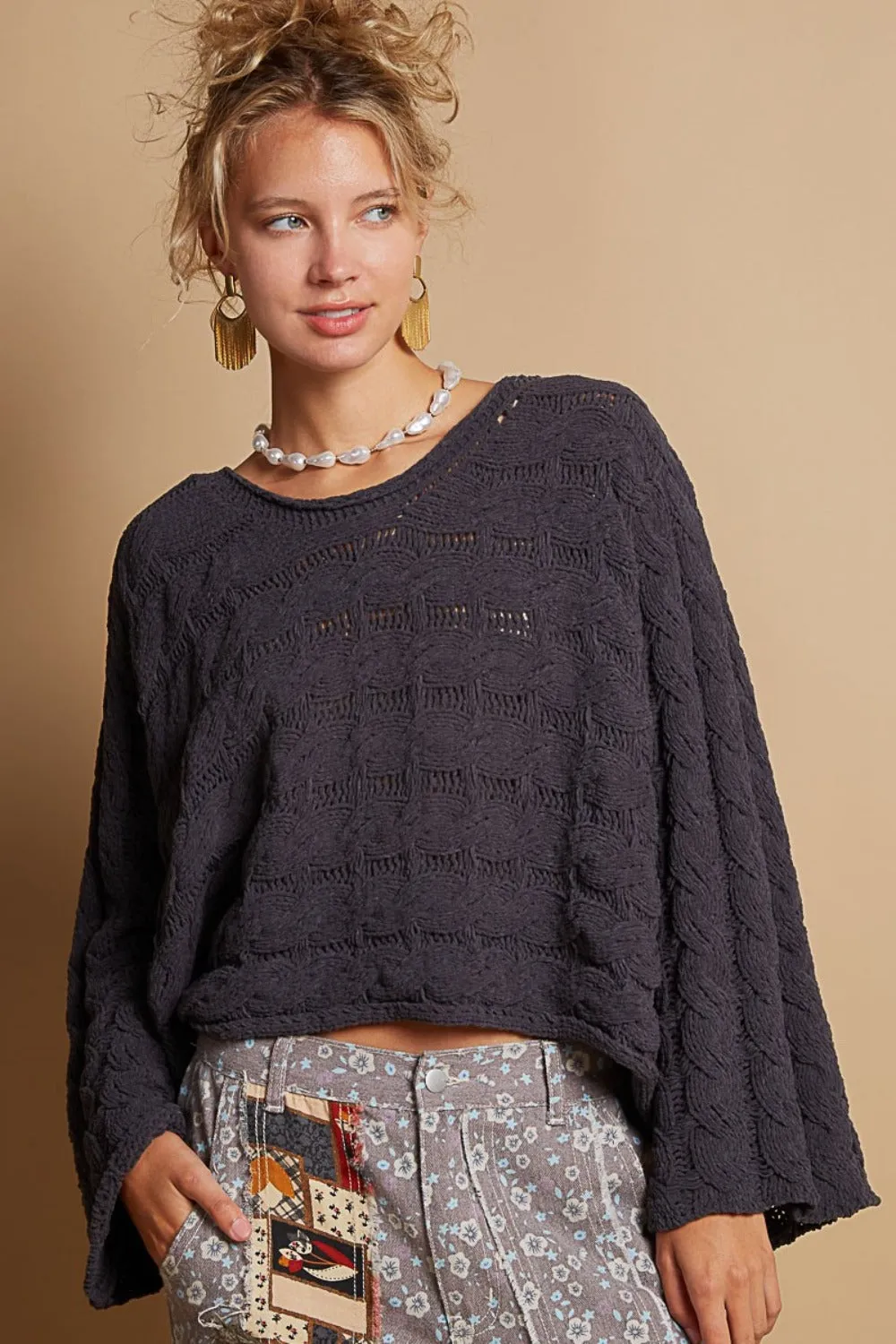 ROUND NECK CABLE KNIT CROPPED SWEATER (Charcoal)