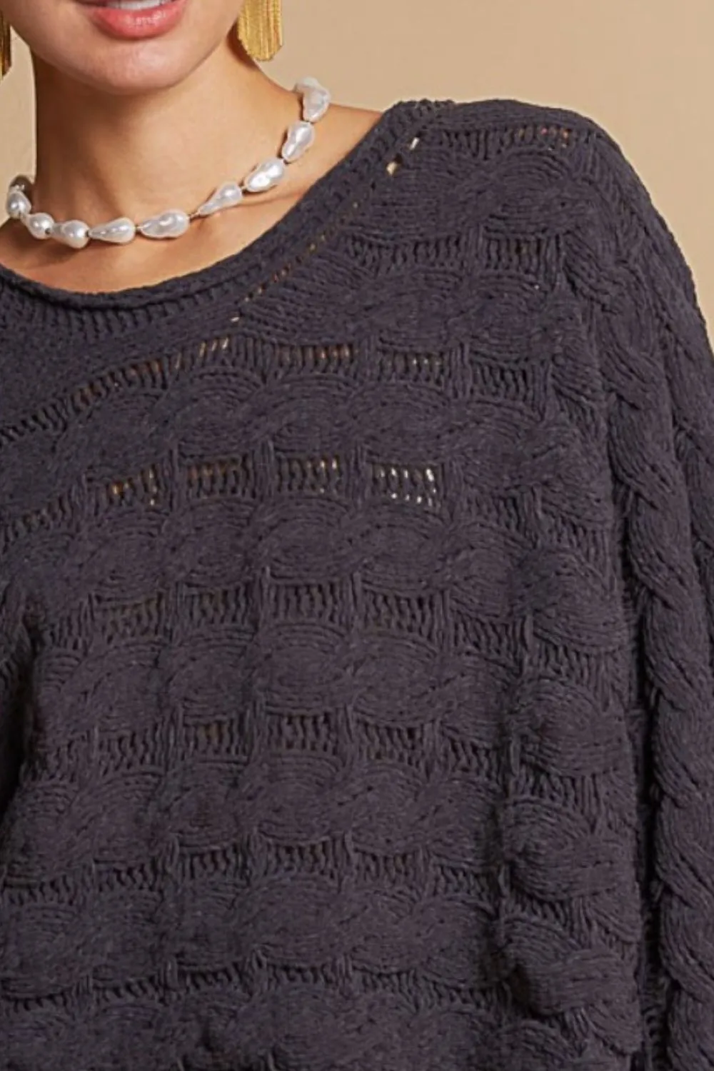 ROUND NECK CABLE KNIT CROPPED SWEATER (Charcoal)