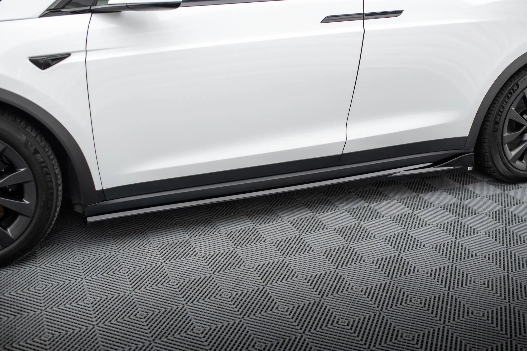 Side Skirts Diffusers Tesla Model X Mk1 Facelift