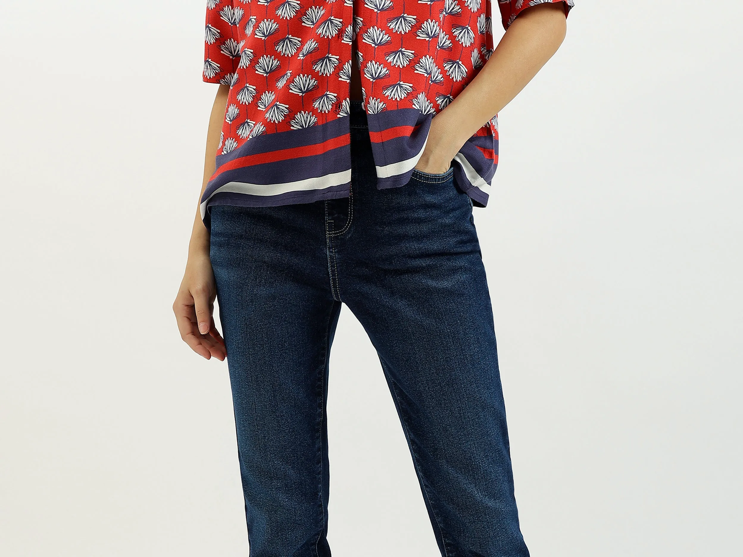 Solid Skinny Fit Jeans