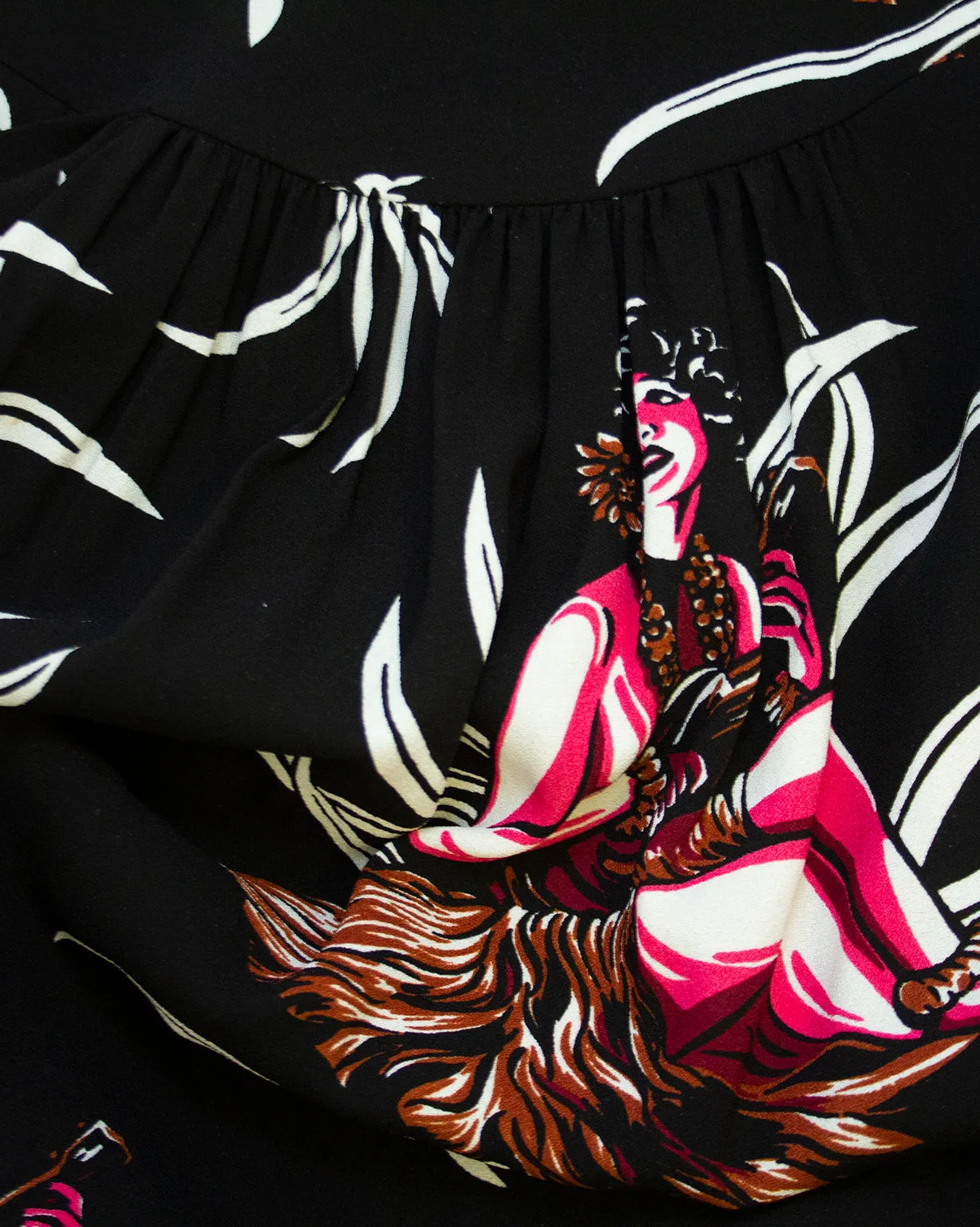 Spring 2014 Hawaiian Hula Girl Print Skirt