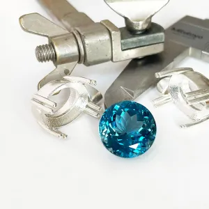 Topaz - London Blue Round Cut - 13.18ct