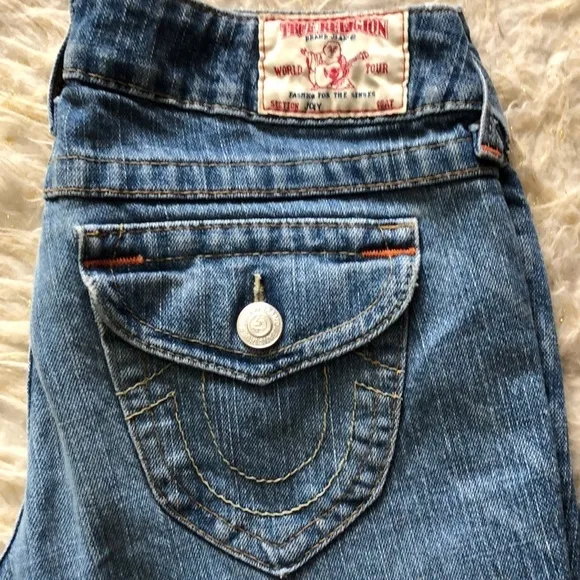 True Religion “Joey” Flare Leg Low Rise Stretch Denim Size 28 Jeans Made in USA