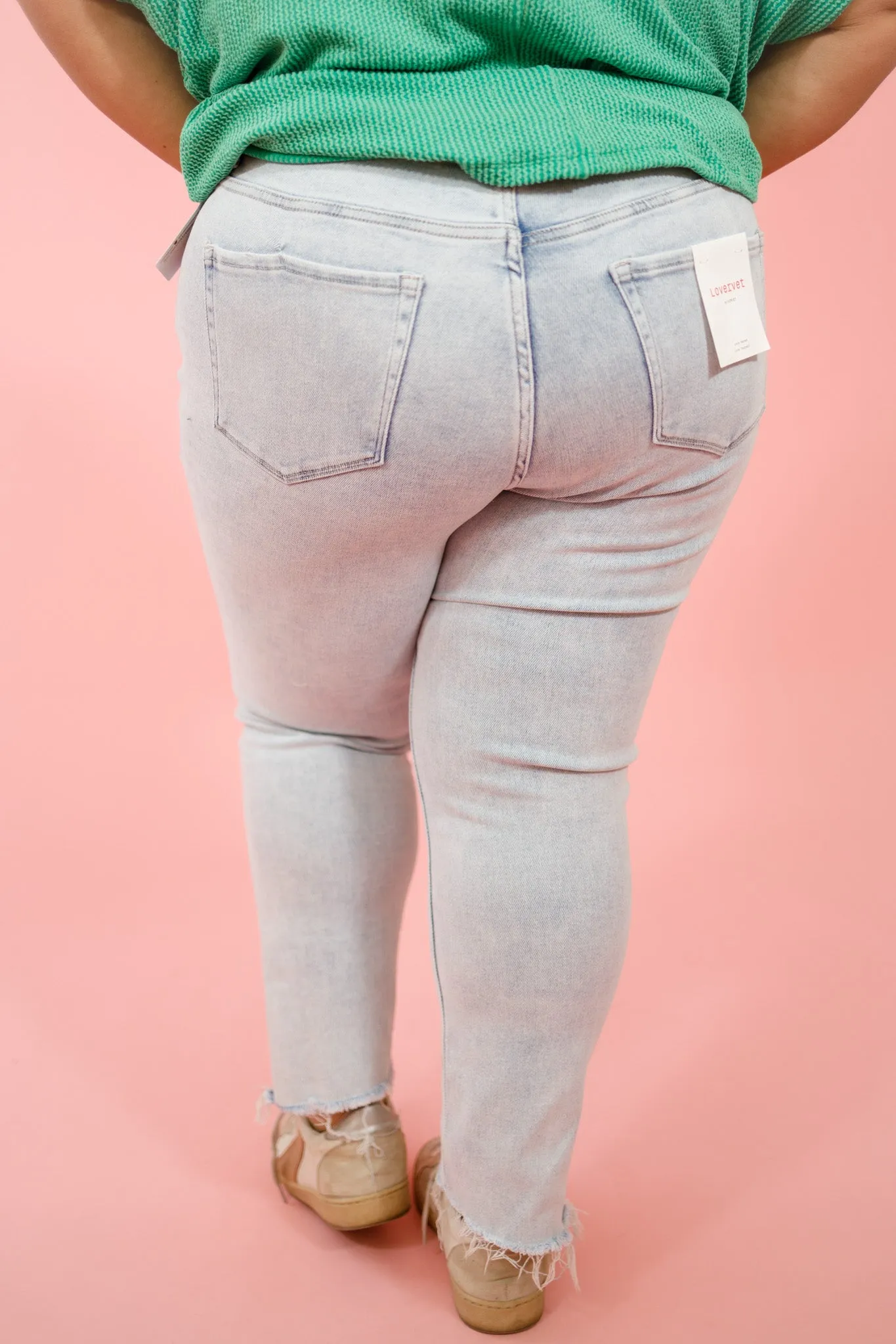 Vervet Notably Light Wash Jeans, REG   CURVY