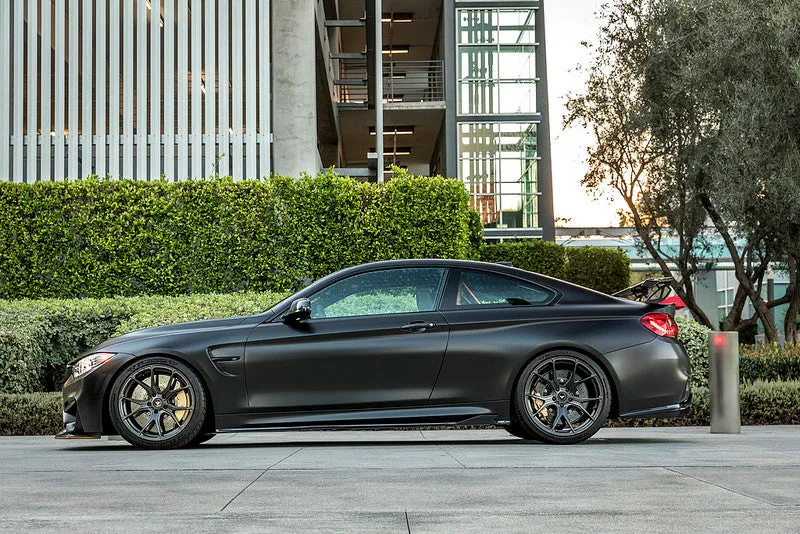 Vorsteiner BMW GTS-V F82 M4 Carbon Side Skirt Set