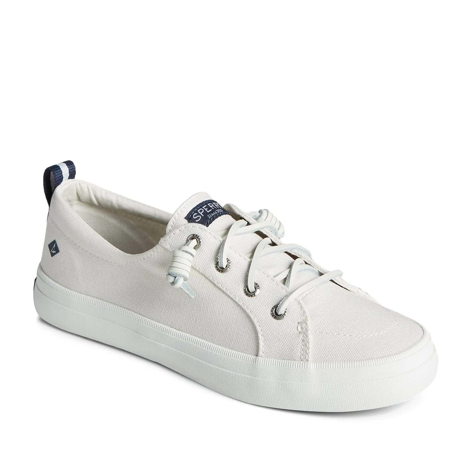 Women's Crest Vibe Sneakers - White (L139340430)