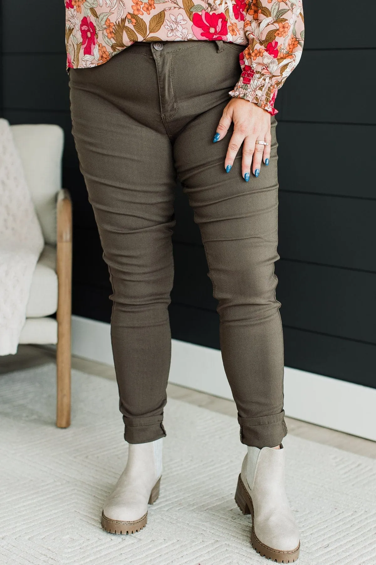 YMI Mid-Rise Jeggings- Zora Wash